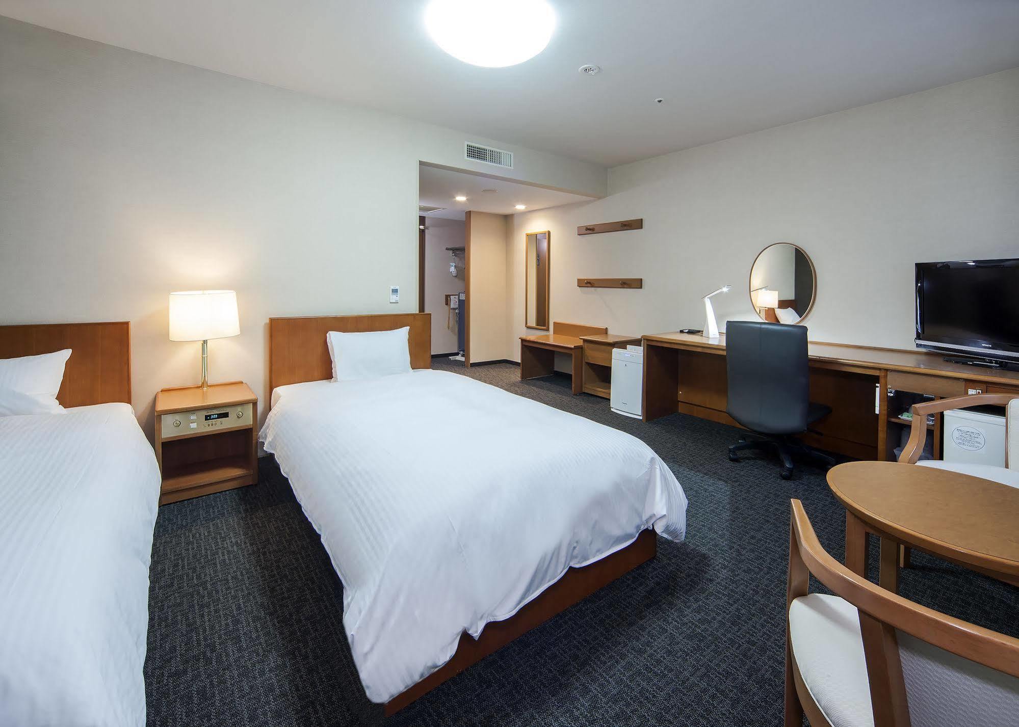 Daiwa Roynet Hotel Toyama Ngoại thất bức ảnh
